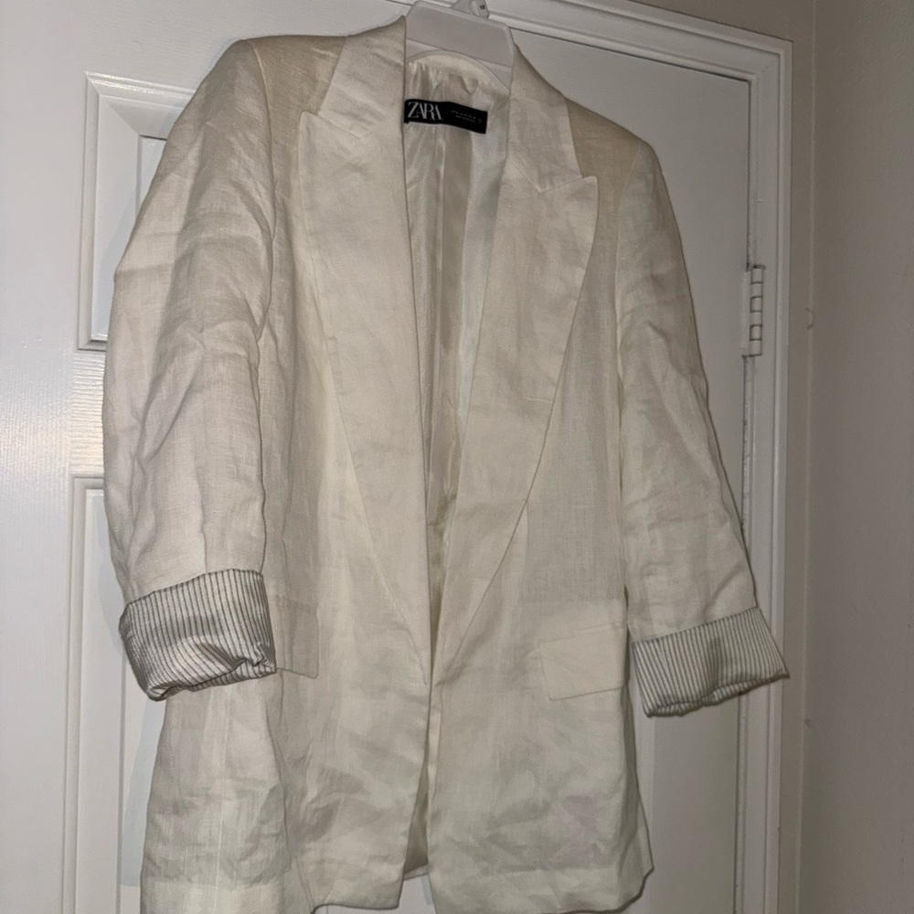 Zara Women's Cream Blazer
